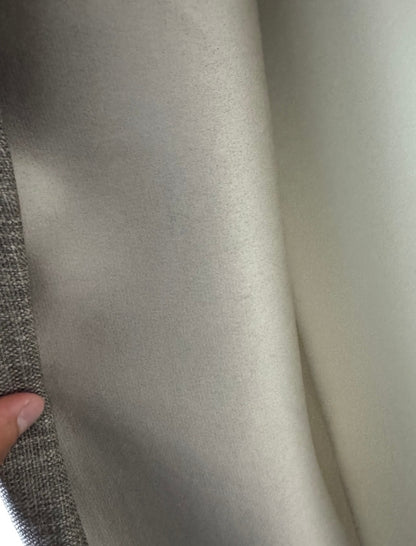 Zwischen metallischem Gold